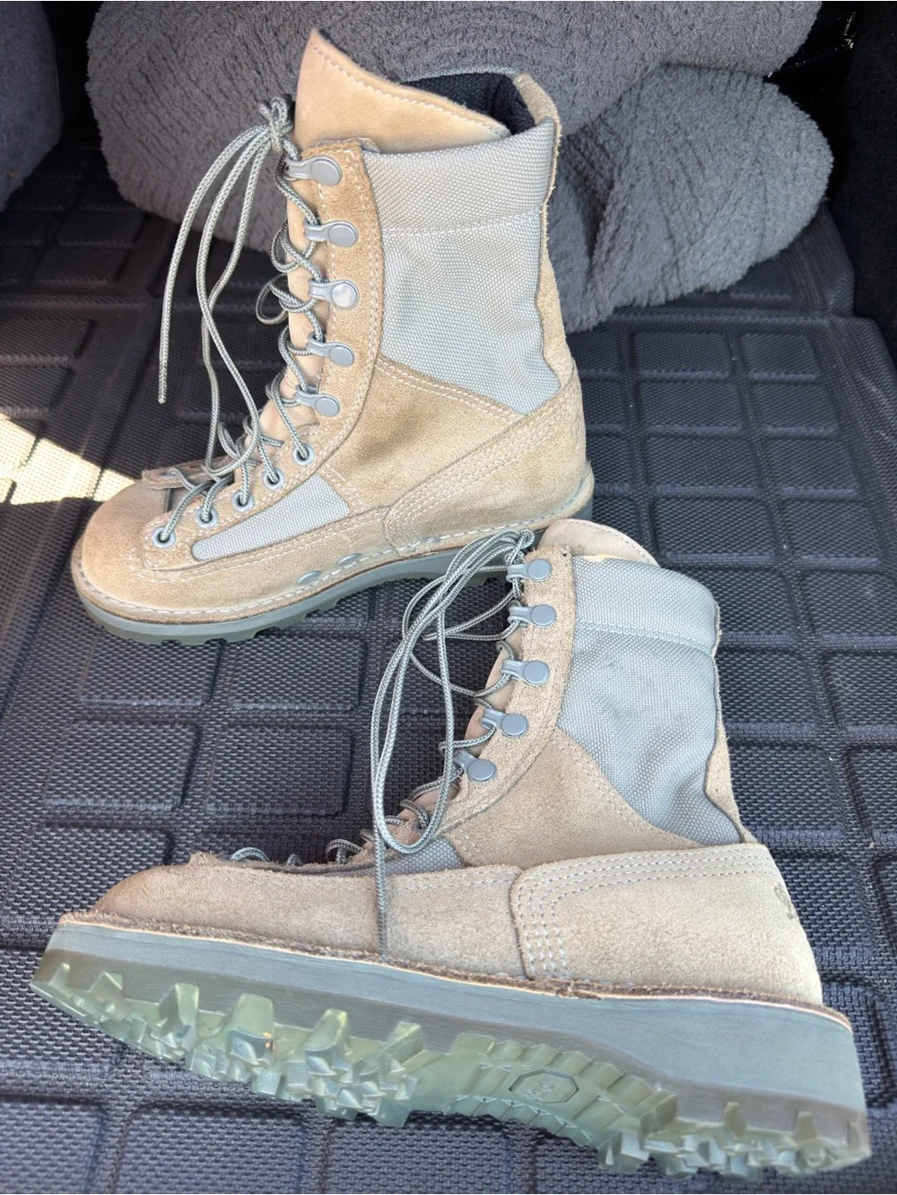Danner USAF Military Boots Sage Green Gore-Tex Size 3.5 Men/5.5 Women 26059